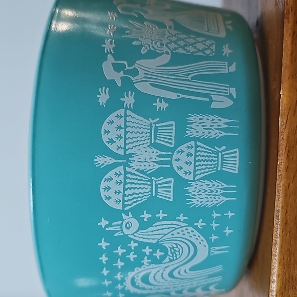 Vintage Pyrex Butterprint Amish Blue 473 1 quart bowl - Picture 6 of 10